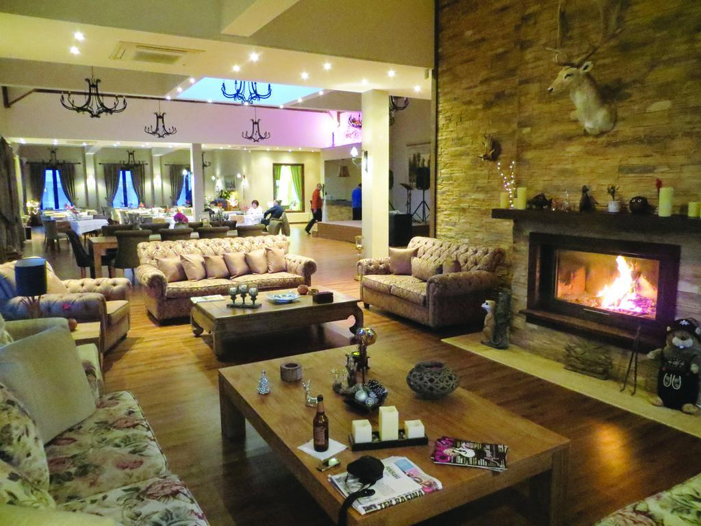 里瓦俱乐部酒店 Hüseyinli 外观 照片