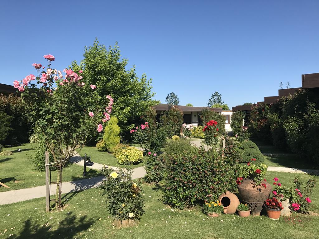里瓦俱乐部酒店 Hüseyinli 外观 照片